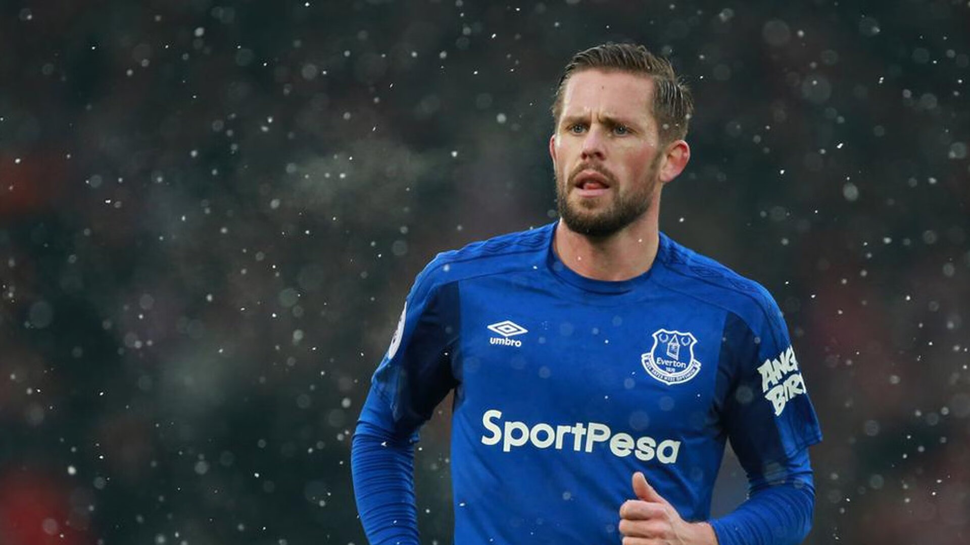 莎拉波娃关键节点惊险取胜，瑞士队带队再创佳绩！