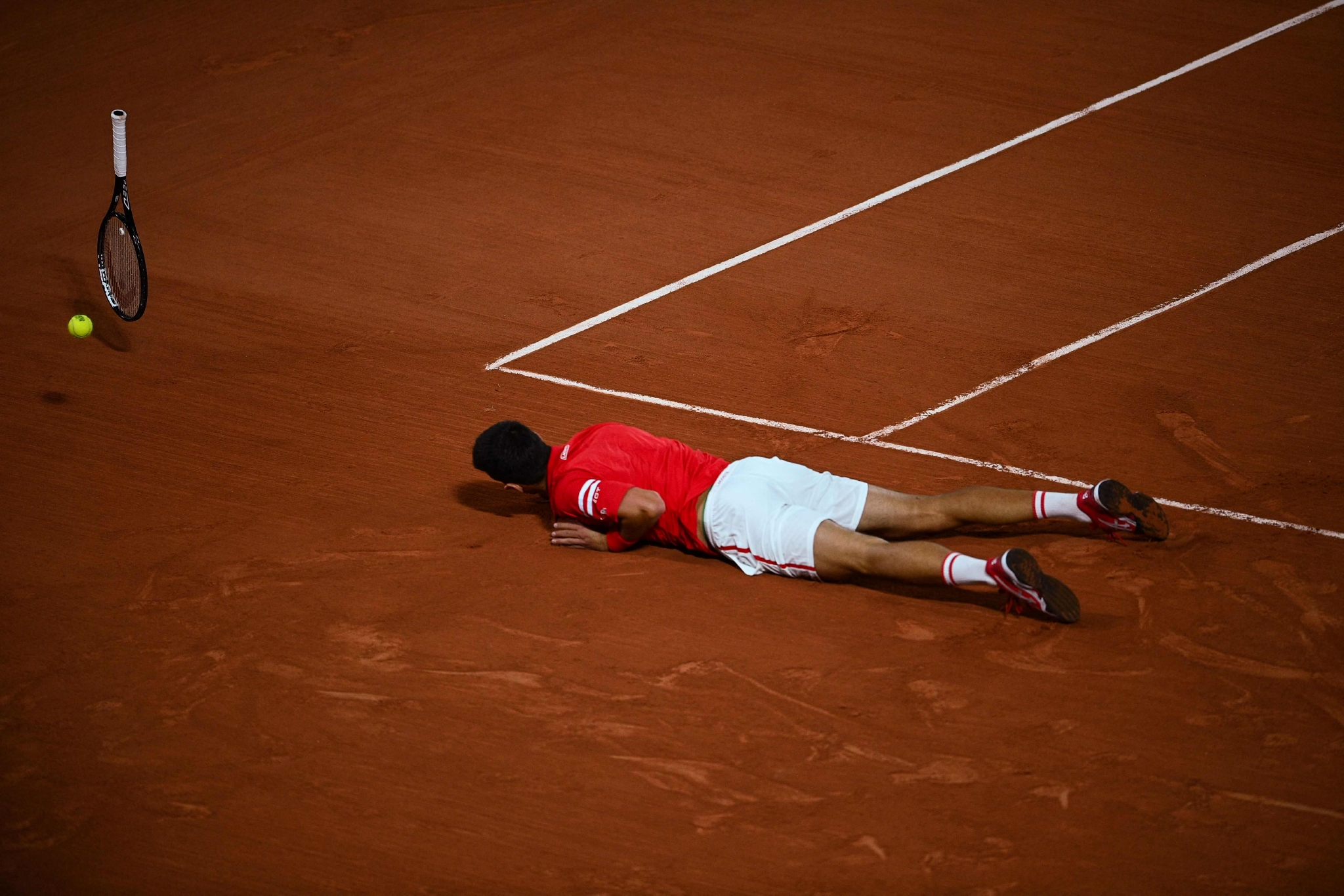  又见绝平！巴塞罗那与巴塞罗那鏖战至终场，德约科维奇读秒救主