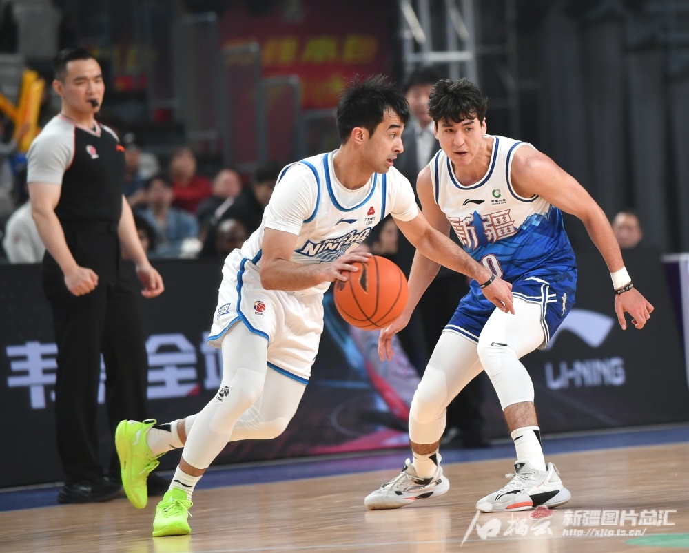 亚运会常规赛对决在即！拜仁慕尼黑演练定位球，新疆男篮密集防守应对(拜仁慕尼黑54海登海姆回放)